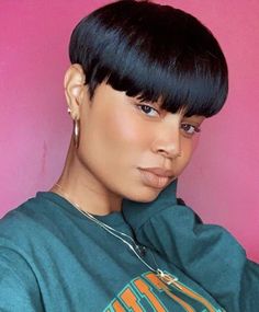 Bowl Haircut Women, Shorthair Bangs, Kort Bob, Short Relaxed Hairstyles, Black Women Short Hairstyles, Bowl Haircuts, Short Black Hair, Cut Life