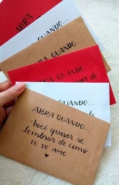 four envelopes with spanish writing on them