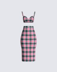 Stealing hearts has never been easier than with this multi plaid mini skirt and crop top with a rhinestone waistband and bow detailing 💘 Be their valentine all year round 😌 Mini Skirt And Crop Top, Plaid Midi Skirt, Clothing Closet, E Girl Outfits, Fashion Moodboard, Plaid Crop Top, Baddie Fits, Taylor Swift Outfits, High Fashion Outfits