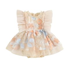 Your baby girl will feel like a garden fairy in this lovely romper dress that is perfect for summer. Boasting beautiful floral embroideries in two charming colors. Give your little one a magical and whimsical look for any occasion. Summer Newborn Outfits, Summer Outfit Accessories, Summer Newborn, Body Infantil, Sleeve Embroidery, Bodysuit Dress, Princess Outfits