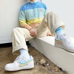 Chudovy socks all the hell! Pastel Boy Outfit, Colorful Outfits Men, Soft Boy Style, Aesthetic Clothes Men, Soft Boy Outfits, Aesthetic Outfits Men, Soft Boy, Pastel Outfit