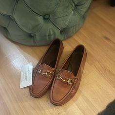 Authentic Gucci Loafers Horse Bit Loafer Cognac Brown Leather Gold Hardware Gently Worn Gucci Loafers, Shoes Gucci, Bit Loafers, Driving Loafers, Horse Bits, Gucci Shoes, Cognac, Gold Hardware, Loafer Flats