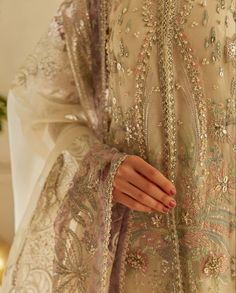 Sewing Styles, Punjabi Suits Designer, Daytime Glam, Fuchsia Wedding, Organza Suits, Luxury Pret, Pakistani Salwar, Chic Maxi Dresses, Festival Skirts