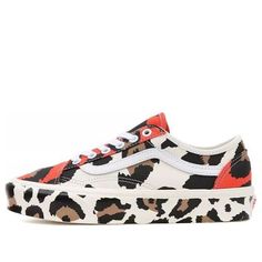 Vans WMNS Animal Old Skool Tapered Black/White/Red VN0A54F4B6B Sneak Attack, Leopard Print Sneakers, Old Skool Black, Sneaker Lovers, Red Leopard, Fresh Shoes, Cute Sneakers, Swag Shoes, Vans Shop