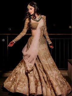 Latest Sangeet Lehengas from Best Sangeet Sandhya Lehenga Manufacturer in Surat to Dazzle the Night Golden Bridal Lehenga, Falguni Shane Peacock, Golden Lehenga, Gold Lehenga, Bridal Lehenga Designs, Designer Bridal Lehenga, Gold Outfit