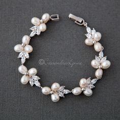 Sindi Pearl Wedding Bracelet Bracelets Embroidery, Pearl Bracelet Wedding, Pearl Flowers, Dainty Diamond Necklace, Pearl Earrings Wedding, White Pearl Earring, Pearl Jewelry Wedding, Fancy Earrings, Bride Earrings