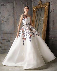 Mark Bumgarner, Wedding Dress Black, Wedding Dress Chiffon, Beauty Dress, Gorgeous Gowns, Beautiful Gowns, Fancy Dresses, Quince