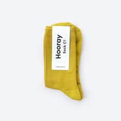 Slip into Everyday Cotton Munsell Green Yellow socks for a splash of vibrancy and unbeatable coziness. Details:Style: A shorter crew length in Green Yellow. Unisex by design.Material: 80% cotton, 20% spandexCare: Machine wash cold. Do not iron. Tumble dry low.Color: Green yellowMade in South Korea. Size:Small (US women's shoe size: 4-10) Yellow Socks, Knot Pillow, Double Cuff, Orange Satin, Small Women, Candy Stripes, Blue Marble, Open Weave, Blue Dot