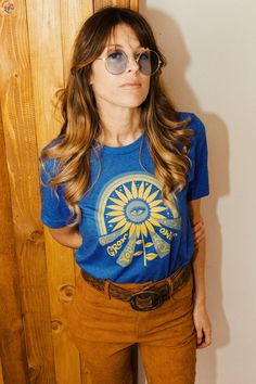 Hippie T Shirt, Bohemian Diesel, Womens Graphic Tees, Graphic Tees For Women, Hippie T Shirts, Retro Graphic Tees, Vintage Hippie, Graphic Tees Vintage, Retro Tee