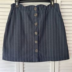 Like New, Never Worn. Size Medium Navy Blue Skirt With Buttons And Pockets. Inside Fully Lined Dark Acadamia, Button Front Skirt, Navy Blue Skirt, Skirt With Buttons, Skirt With Pockets, Day To Day, Blue Skirt, To Day, Navy Stripes