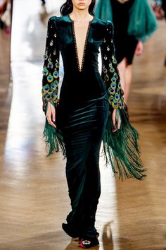 Yanina Couture, Peacock Dress, The Fashion Industry, فستان سهرة, Fashion Industry, Gorgeous Gowns, Looks Style, Couture Dresses