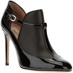 Valentino Garavani Mary Jane Pump Trending Womens Shoes, Womens Black Booties, Fabulous Shoes, Hot Shoes, Pretty Shoes, Stylish Shoes, High Heel Boots, Suho, Beautiful Shoes