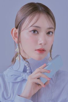 Iz One Sakura, Korean Best Friends, Fashion Feminine, Sakura Miyawaki, Miyawaki Sakura, Sweet Night, Aesthetic Indie, Glam Makeup, Kpop Aesthetic