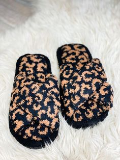 The perfect thing to slip your feet into first thing in the morning! S/M : US Women 6-8 M/L : US Women 8-10 100% Polyester Micro Machine wash/dry flat Louis Vuitton Fuzzy Slippers, Cow Slippers Womens, Leopard Print Slippers, Salvador Culture, Black Fuzzy Slippers, El Salvador Culture, Black Fur Slippers, First Thing In The Morning, Fuzzy Slippers