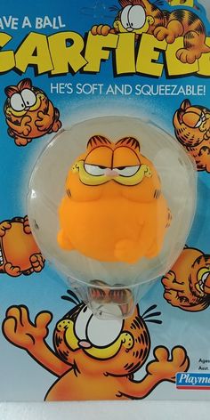 the garfield cat toy is in its package