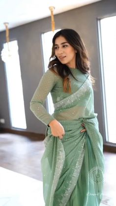 Cocktail Saree, Trendy Saree, Fashionable Saree, Saree Wearing Styles, Simple Saree Designs, Sari Design, New Saree Blouse Designs, Fashionable Saree Blouse Designs