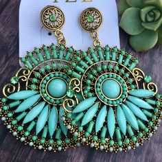 Teal Green Large Rhinestone Statement Earrings These Are Fabulous Statement Earrings In Goldtone With Teal/Mint Green Accents 3” Long / About 2” Across Green Accents, Earrings Color, Teal Green, Green Gold, Green And Gold, Mint Green, Statement Earrings, Silver Earrings, Gold Tones