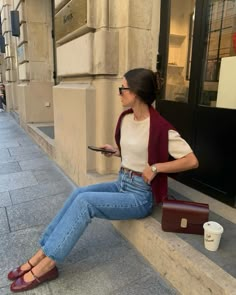 Burgundy Outfit, Parisienne Chic, Burgundy Fashion, Looks Style, Winter Looks, Fall Winter Outfits, Outfits Ideas, Outfits Casuales, Parisian Style