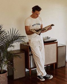 Mens Street Style 2022, Street Style 2022, Look Retro, Mens Outfit Inspiration, Men Street, Men Fashion Casual Outfits, Mode Inspo, Mens Street Style, Stylish Men