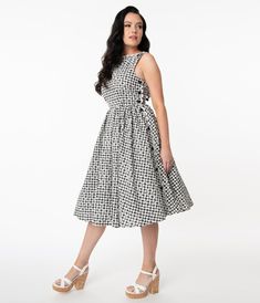 Black and White Gingham Eyelet Livvie Swing Dress Modest Neckline, Skirt Inspiration, Vintage Closet, Black Gingham, Black And White Gingham, Eyelet Fabric, Gingham Pattern, Pin Up Dresses, Cocktail Attire