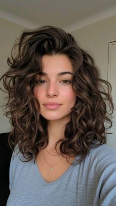 Selena Gomez Wavy Hair, Mid Wavy Haircuts, Mid Length Hair With Layers Curly, Layered Wavy Hair Medium, Mid Length Hair Curly, Mid Length Curly Hair With Layers, Mid Length Hair With Layers Wavy, Mid Length Wavy Haircuts, Long Bob Wavy