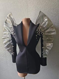 Avant-Garde Deep V-Neck Blazer Dress with Dramatic Metallic Ruffled Sl – Larosabride Corporate Wears, Drag Queen Costumes, Sequin Suit, Socialite Style, Big Sleeves, Jazz Dance Costumes, Looks Country, Women Blazer, Suit Women