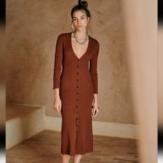 Nwt! Sezane Charlie Long-Sleeved Knitted Midi Dress. Button Plaket In Front, V-Neckline Size: S| Color: Hazelnut * Approximately Measurements: Armpit To Armpit: 13 1/2" Total Length:45" Winter Sweater Dresses, Patchwork Dress, Wrap Dress Floral, Womens Midi Dresses, Fancy Dresses, Parisian Style, Hazelnut, Knit Dress, Fashion Inspo