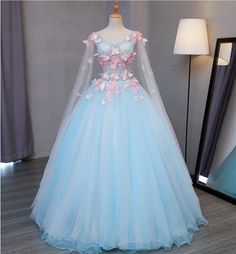 Blue Medieval Dress, Princess Ball Gowns Wedding Dress, Fairy Butterfly, Butterfly Lace, Lace Ball Gowns, Blue Party Dress, Blue Fairy, Princess Ball Gowns, Medieval Dress