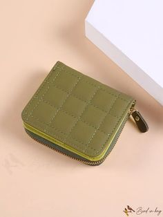 BirdinBag - Quilted Detail Bifold Wallet: Compact, Stylish, and Secure for Womens Credit Cards and Cash Trendy Square Wallets With Card Slots, Green Bifold Coin Purse With Zipper Closure, Green Coin Purse With Zipper Closure For Daily Use, Casual Green Wallet With Zipper Closure, Green Rectangular Wallets For Daily Use, Green Zipper Wallet Pouch, Trendy Green Wallet With Removable Pouch, Green Bifold Coin Purse For Daily Use, Trendy Green Rectangular Coin Purse