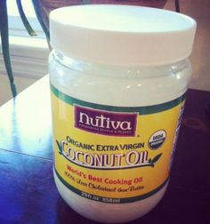 The Amazing Health Benefits of Coconut Oil ~ There are a lot of ways to integrate the fat-burning power of coconut oil into your diet. For example, you can replace butter with coconut oil in your diet. It can be used to replace olive oil as well as butter in your cooking, too. Its tolerance of high temperatures mean its a great replacement for shortening, margarine, and vegetable oil. Coconut oil is also a great replacement for butter in pie crusts and other pastries. Health Coconut Oil, Benefits Of Coconut, Tomato Nutrition, Coconut Oil For Acne, Matcha Benefits, Coconut Health Benefits, Coconut Oil Uses, Lotion For Dry Skin, Benefits Of Coconut Oil