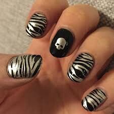 Zebra and skull nails. Zebra Nails Y2k, 2000s Nails Trends, Nail Inspo Goth, Scene Nails, Which Nails, 2014 Nails, Zebra Nail Art, Luv Nails, Zebra Print Nails