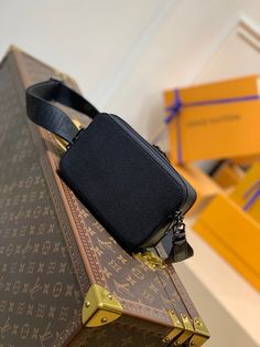 Size: 18.5cm*11cm*6.5cm It comes with Dust box, Care manual, Tag, and Paper bag. Book Tote Bag, Dior Book Tote, Vuitton Handbags, Louis Vuitton Handbags, Cow Leather