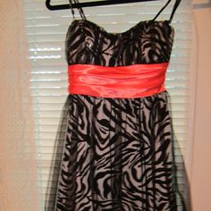 No Tags Never Worn.. 8th Grade Dance, Scene Dress, Scene Outfits, 8th Grade, Homecoming Dress, Girls Dress, Kids' Dresses, Shopping List, Homecoming Dresses