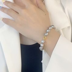 Style: Women Material: S925 Sterling Silver, Baroque Pearl Pearl Color: White Bracelet Length: 17cm Pearl Bracelet Gold, White Bracelet, White Bracelets, Pearl Color, Style Women, Baroque Pearls, Pearl Ring, Pearl Pendant, Pearl Bracelet