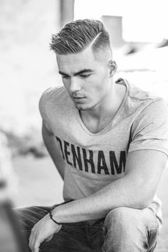 The Top 5 Best Short Hairstyles for Men | Male Standard Military Haircuts Men, Military Hair, Military Haircut, Hard Part