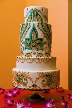 Exotic Wedding Cake Ideas | Wedding Cake Ideas Henna Wedding Cake, Indian Cakes, Mehndi Cake, Henna Cake, Indian Wedding Cake, Peacock Wedding Cake, Indian Cake, Henna Wedding, Beautiful Cake Designs