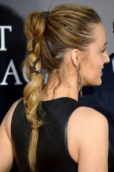 #blakelively #ELLE #ponytail #redcarpet #beauty #hair #hairstyle #celebrity #glam #glamsquad Blake Lively Braid, Blake Lively Hair, Plaits Hairstyles, Twist Braid Hairstyles, Hair Braid Videos, Peinados Fáciles Para Cabello Corto, Twist Braids, Plaits, Blake Lively