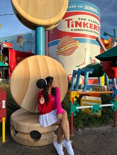 Disney, Disney World, Disney Springs, Disney Characters, Disney Outfits, Disney Background, Disney Bounding, Things to do at Disney World, Disney Aesthetic, Disney Inspired Outfits, Disney World Outfits, Disney Outfits Women Toy Story Land, Disney Background, Disney Bounding