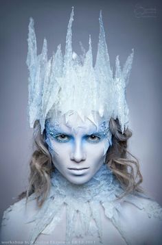 Face Off Makeup, Faun Costume, Ice Crown, Cabelo Pin Up, Ice Queen Costume, Winter Goddess, Halloween Run, Witches Night Out, Frozen Queen