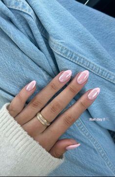 Pink Chrome Nails Tips, Summer Minimalistic Nails, Pink Tips With Chrome, French Pink Chrome Nails, French Chrome Nails Square, French Tip Pink Chrome, Black With Pink Nails, Pink French Tip Nails With Chrome, Pink French Tip Nails Chrome