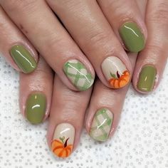 Thanksgiving Nails Fall Sns, October Gel Nails Short, Thanksgiving Nails For Kids, Fall Nails For Kids, Thanksgiving Gel Nails, Thanksgiving Nail Designs Fall, Simple Thanksgiving Nails, November Nail Art