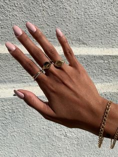 We added a little spice to our Classic Signet Ring. We hope you don't mind. Bold but dainty, masculine but with a feminine touch. Enjoy. Always made in 14k. Dark Skin Manicure, Neutral Nail Color, Natural Looking Nails, Hands Nails, Lipstick Nails, Back To School Nails, Skin Hand, Simple Gel Nails, Work Nails