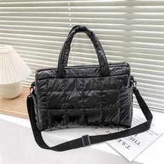 Shipping: Worldwide Express Shipping AvailableDelivery time: 7-15Days Fast ShippingReturns: Fast refund, 100% Money Back Guarantee.Brand Name: Qulit bautyShape: Casual ToteGender: WOMENLining Material: PolyesterOrigin: Mainland ChinaCN: HebeiMain Material: nylonHandbags Type: Shoulder BagsHardness: SOFTExterior: NONEClosure Type: zipperStyle: FashionOccasion: VersatileModel Number: Designer handbags high qualityNumber of Handles/Straps: SingleDecoration: NONESize: (30cm Winter Handbags, Winter Bags, Cotton Handbag, Pad Bag, Large Shoulder Bags, Shoulder Messenger Bag, Nylon Bag, Womens Tote, Casual Bags