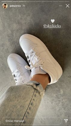 Shoes For School, Dream Shoes, Sneaker Heels, New Shoes, Nike Air Force, Sneakers Fashion, Fashion Shoes, Girl Fashion, Lookbook