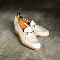 Loafer Shoes For Men, Fringe Shoes, Quality Leather Boots, Shoes Aesthetic, Coconut Custard, White Leather Shoes, Leather Formal Shoes, Custom Design Shoes, Outfit Wedding