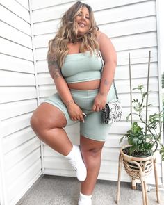 #plussize #plussizefashion #fashion #fashioninspo #styleinspo #styleoftheday #ootd #blonde #brunette #girlswithtattoos #yeg #yyc #yeglife #yyclivting #bbw #bbwbeauty #plussizebeauty #bodypositivity #bodypositive #bodypositivemovement #blueeyes Blonde Brunette, Plus Size Beauty, Style Board, Body Positivity, Blue Eyes, Plus Size Fashion, Mood Board, Outfit Ideas, Fashion Inspo