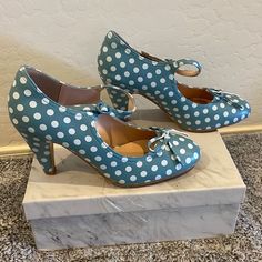 Oripalla Womens Mary Jane Heeled Shoes Bow Tie Blue Polka Size 8.5 Step Up Your Fashion Game With This Stunning Oripalla Women's Mary Jane Heeled Shoes In Blue Polka, Size 8.5 With A Bow Tie Detail! Comfortable And Stylish, These Shoes Match Any Outfit Or Occasion. They Are Perfect For A Night Out With Friends, A Chic Office Look Or A Casual Outing. The 2.5-Inch Block Heel Provides Added Height While Ensuring Stability, Ensuring You Look And Feel Fabulous, All Day Long! Brand: Oripalla Departmen Light Blue Round Toe Heels, Retro Blue Heels With Round Toe, Vintage Blue Pointed Toe Heels, Retro Blue Heels For Spring, Blue Retro Heels For Spring, Pageant Shoes, Mary Jane Shoes Heels, Cheetah Print Heels, Sam Edelman Heels