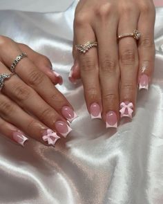 Pink Nails Short Square, Short Baddie Nail Ideas, Hello Kitty French Tip Nails, Pink Nail Styles, Pink Short Nails Ideas, Short Acrylic Nail Designs, White Nail Ideas, Bow Nail Designs, Bow Nails