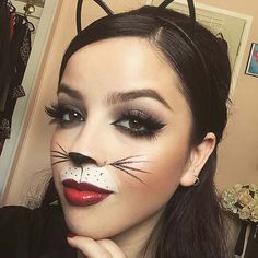 41 Easy Cat Makeup Ideas for Halloween | Page 4 of 4 | StayGlam Animal Makeup Easy, Black Cat Makeup Halloween, Kitten Makeup, Halloween Cat Makeup, Cat Face Painting, Makeup Ideas For Halloween, Makeup 2023