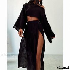 Olivia Mark - Casual Wear Set - High-Waisted Short-Sleeved Top and Matching Bottom Black Long Sleeve Crop Top For The Beach, Two-piece Long Sleeve Tops For Vacation, High Waist Skirt, Half Skirt, Luxury Linen, Floral Print Shorts, Blouse Patterns, Linen Women, Two Piece Outfit